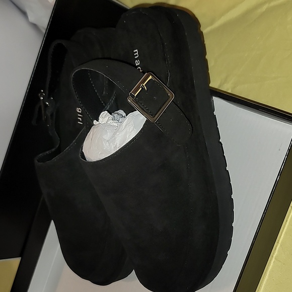 Madden Girl Black Platform Clogs Size 7 NWB Suede - Picture 2 of 7